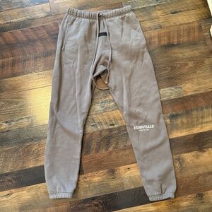 Essential sweatpans men